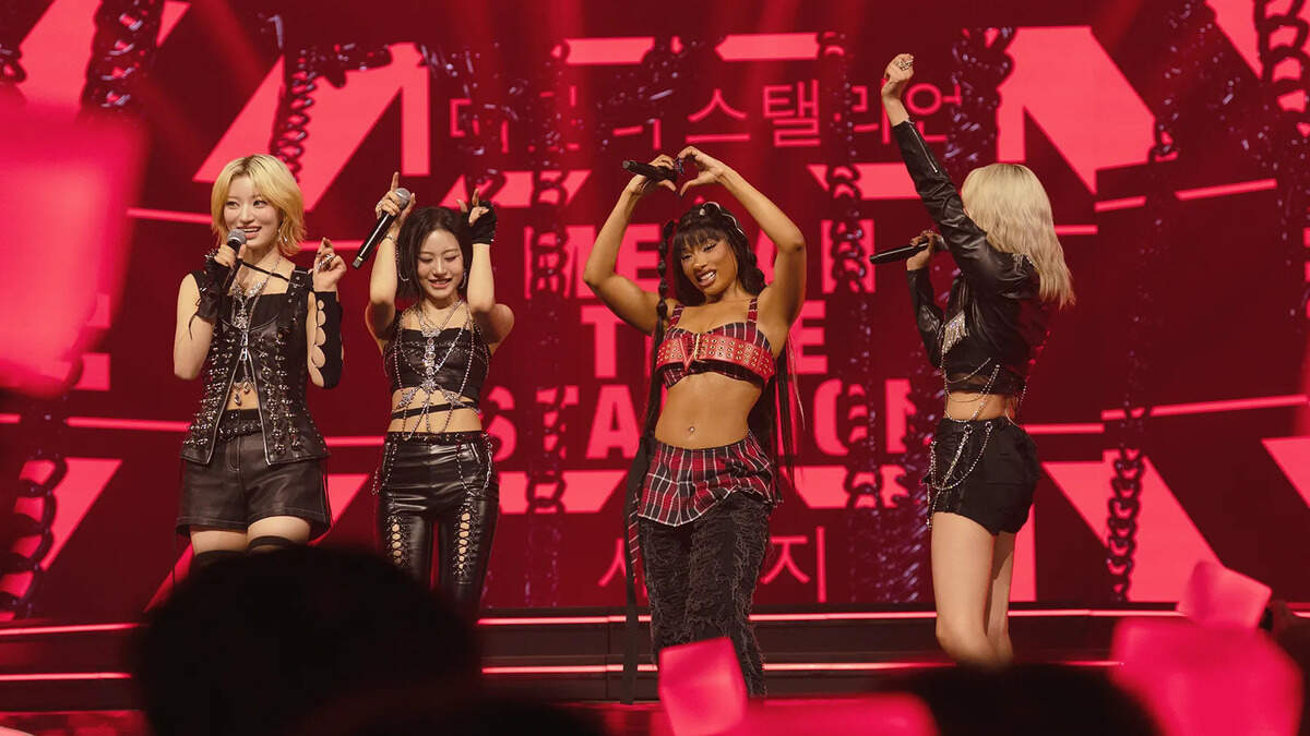 ‘Kpopped’: niet alles popt als westerse artiesten zich aan Zuid-Korea wagen ★★☆☆☆