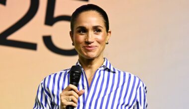 Meghan Markle verschijnt met Serena Williams en deze jas