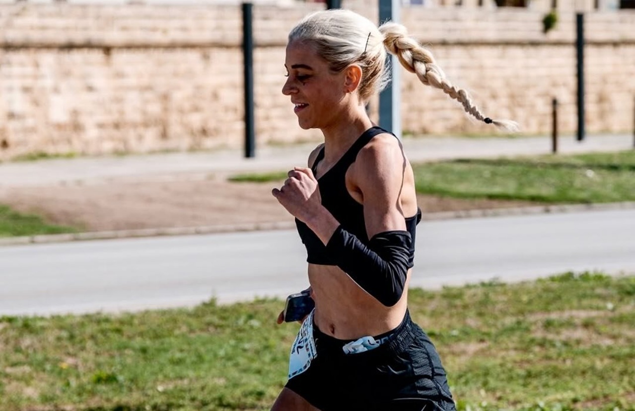 'Super-stewardess' KLM in top Amsterdam Marathon - Luchtvaartnieuws