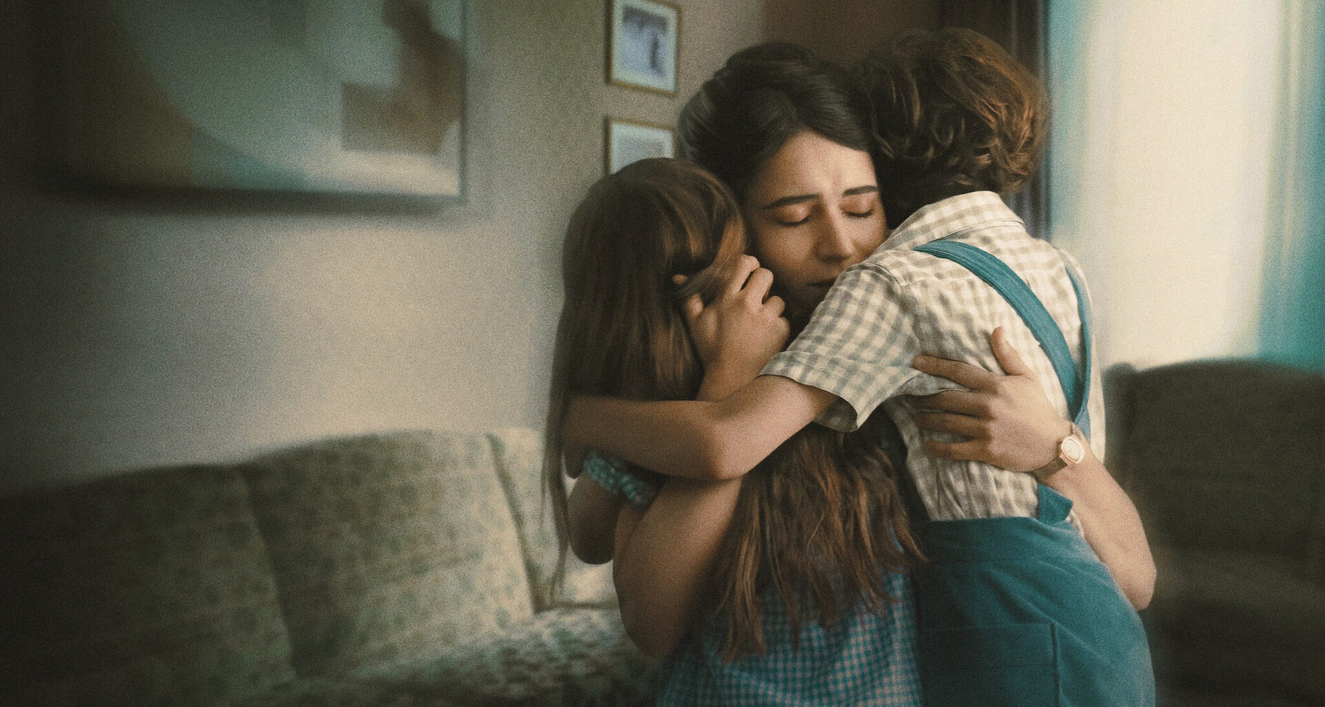 No One Saw Us Leave S01E01-02: zinderend historisch familiedrama - VARAgids