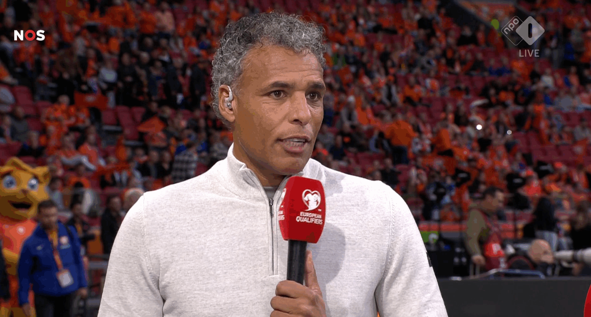 Pierre van Hooijdonk geniet intens van uitblinker bij Nederlands elftal tegen Finland: 'Geweldig'