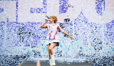 Pommelien Thijs signeert nieuw album in Waasland Shopping - Nieuwsblad