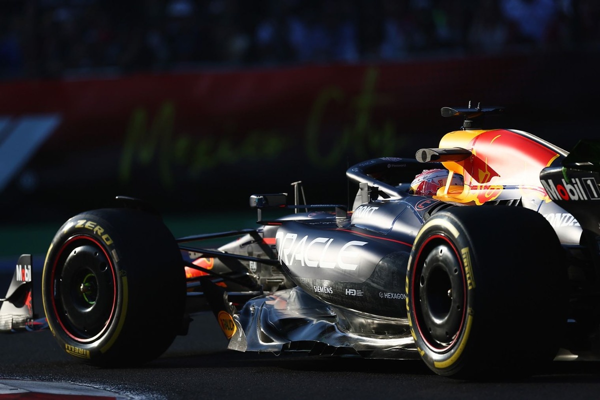 Max Verstappen wijst 'grotere zorg' aan na vrijdag F1 Mexico