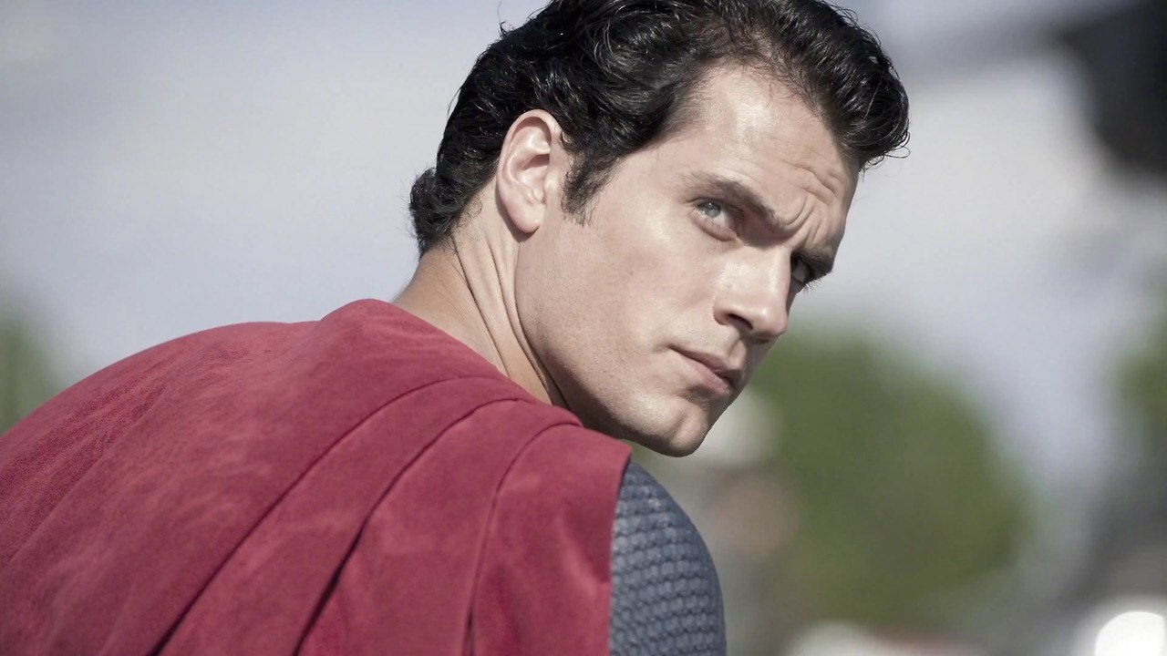 "Henry Cavill is Superman": oud DC-regisseur windt er geen doekjes om