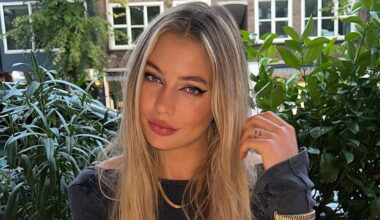 Sportster Jutta Leerdam pronkt met grijze Porsche Cayenne Coupé