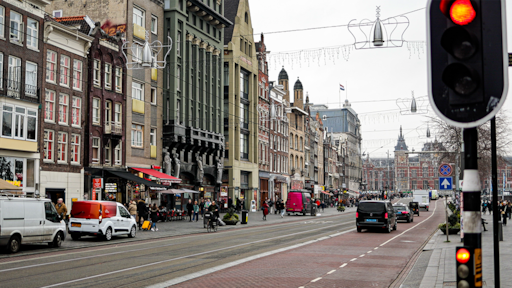 Aannemers zeggen 'nee' tegen de stad: wat zero-emissiezones betekenen voor jouw verbouwing
