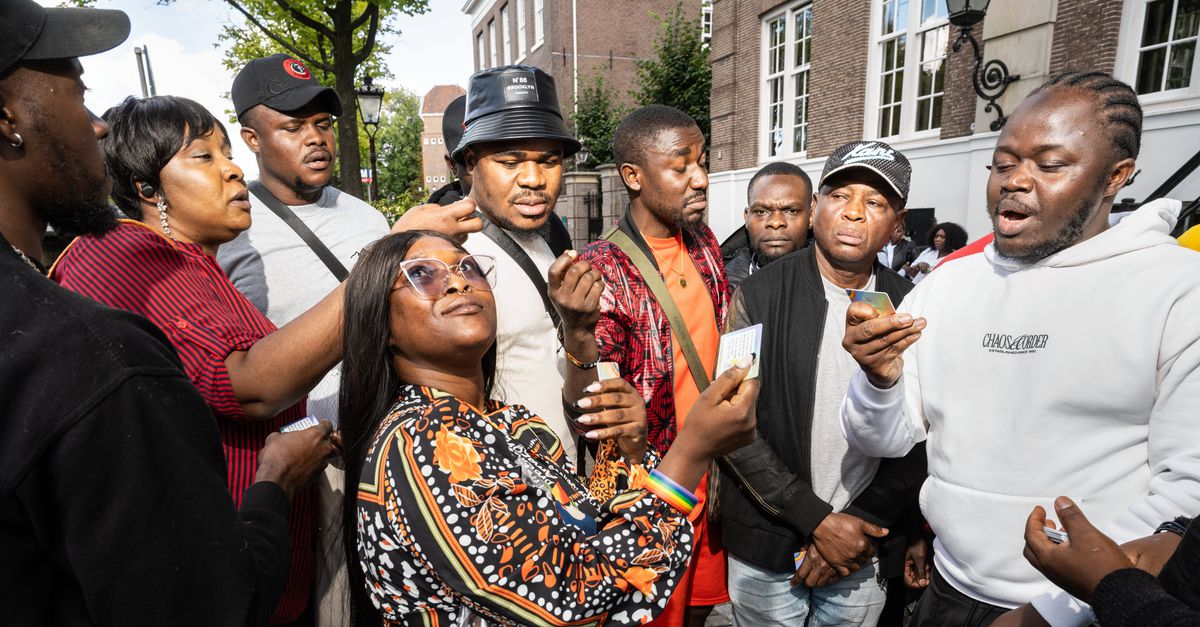 Liefde als bewijs: zo probeert de IND te bepalen wie homo, lesbisch of trans is – en wie niet