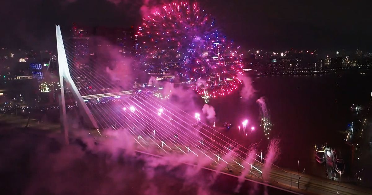 Nationaal Vuurwerk gaat na lange soap over geld tóch door bij Erasmusbrug