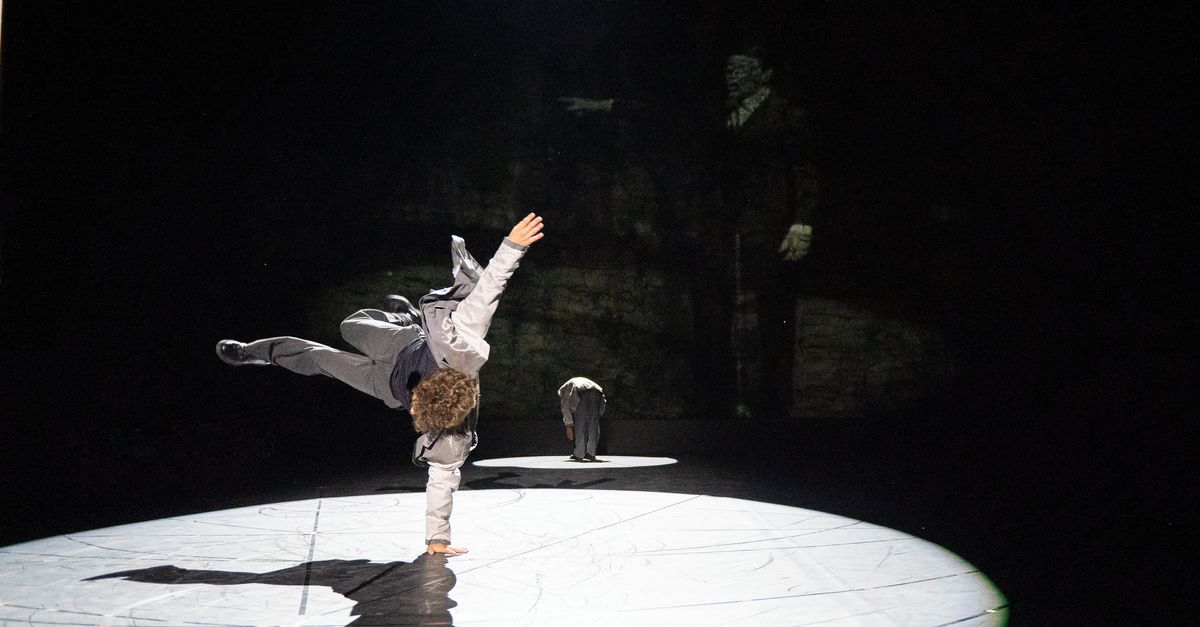 Recensie Dans: nieuwe voorstelling over Jacques Brel van Anne Teresa De Keersmaeker