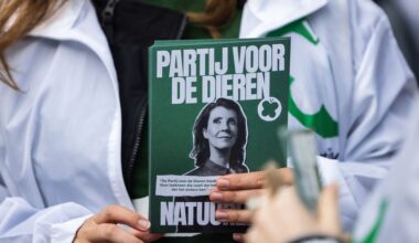 Fractievoorzitter Partij voor de Dieren mag in de Eerste Kamer niet verder onder de partijnaam