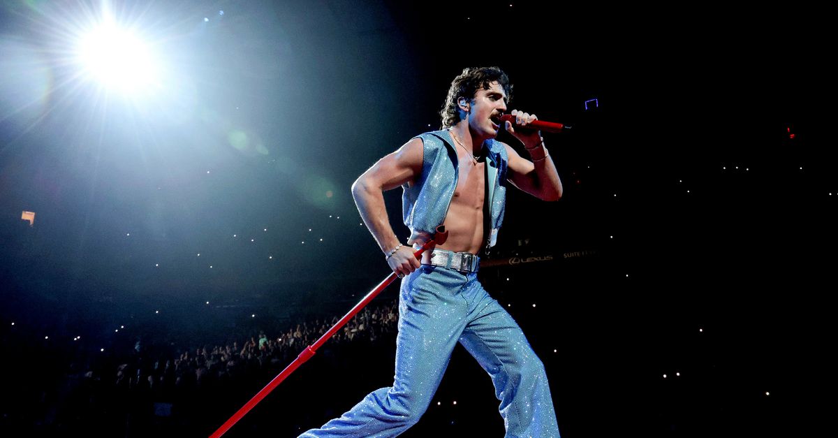 Recensie Superster Benson Boone in de Ziggo Dome: lekker energiek, maar liedjes missen sjeu