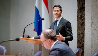 Tussen D66 en CDA zit het met de chemie wel goed, terwijl de VVD aan de zijlijn staat