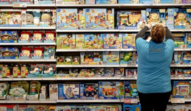 Ouders delen massaal persoonsgegevens op verlanglijstjes bij winactie Intertoys: 'Wees terughoudend'