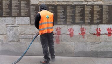 Bulgaren veroordeeld voor bekladding Parijs Holocaustmonument: 'Russische inmenging'