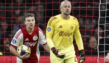 Flinke fout van Pasveer kost Ajax punten tegen Heerenveen