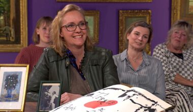 Tussen Kunst en Kitsch: Stel ontdekt verborgen kunstschat in vakantiehuisje in Frankrijk