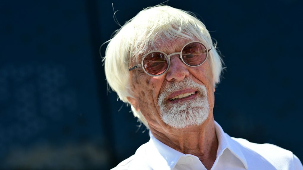 Oud-Formule 1-baas Ecclestone zet zijn geld op Verstappen: 'Hij is de bijzondere'