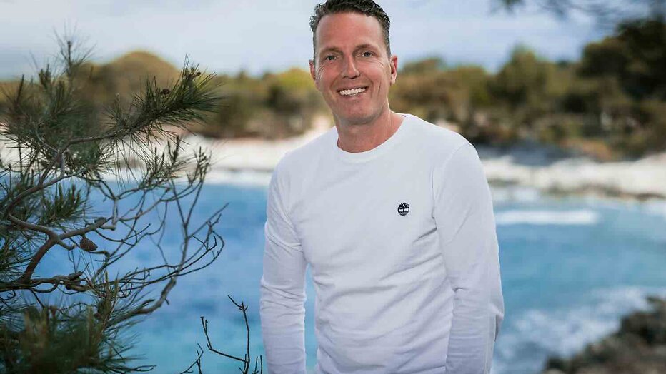 Rob Geus keert terug op televisie en heeft nu al een rel aan zijn broek