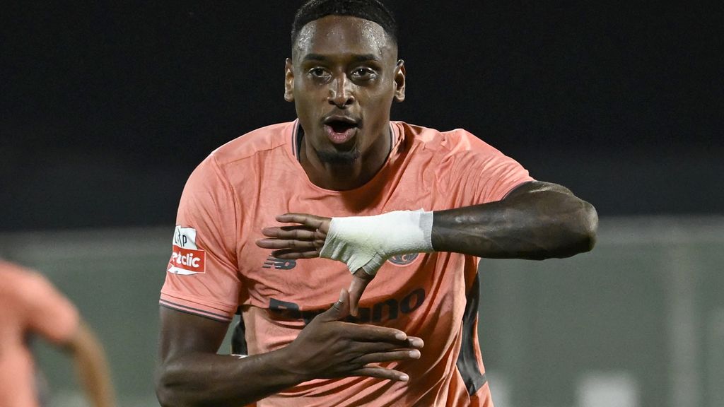 oogappel van Farioli bij Porto en Dominicaanse ster