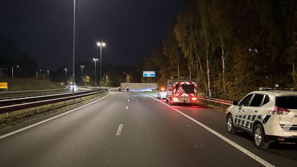 Vrachtwagen kantelt op A58, verkeer naar Breda moet omrijden