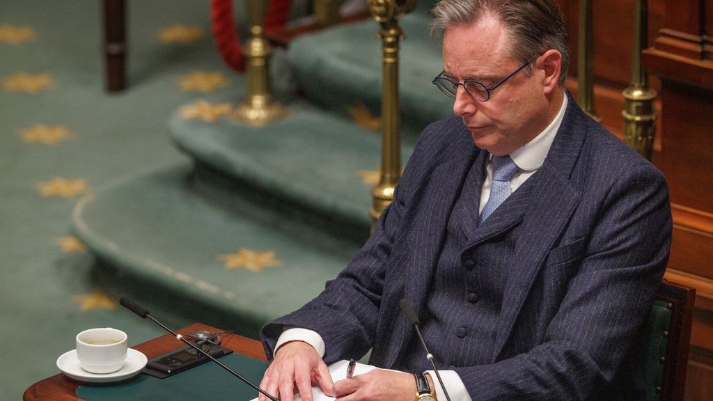 binnen 50 dagen begroting, anders valt kabinet