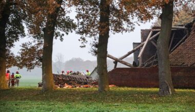 Dode en gewonde na instorten schuur in Bellingwolde
