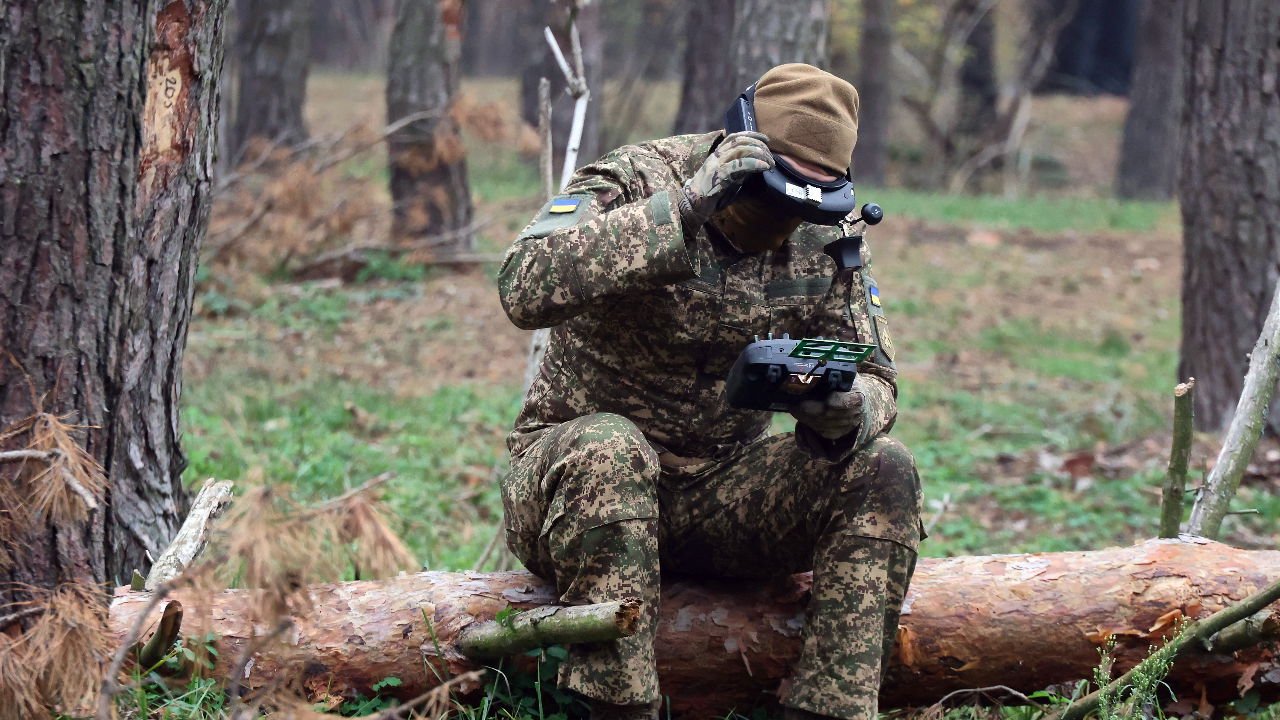 Oekraïne zoekt goedkope langeafstandsdrones om diep achter vijandelijke linies toe te slaan