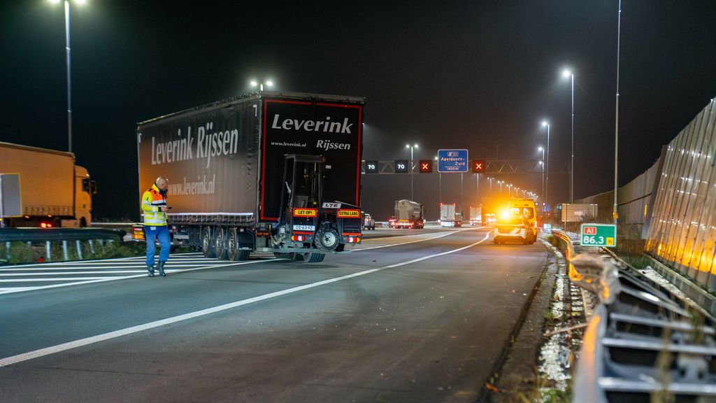 Chaos in ochtendspits op snelwegen Oost-Nederland door ongelukken