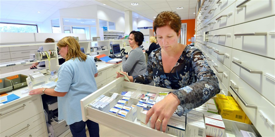 Apothekers aan het werk