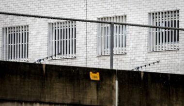 Verdachte zedenmisdrijven Schagen op eerste zittingsdag dood in cel gevonden