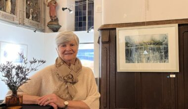Lisette (79) stelt haar aquarellen tentoon in Allierse Kapel: “Zelfs ‘s nachts in bed krijg ik soms ingevingen”