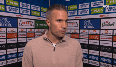 Robin van Persie zeurt na nederlaag Feyenoord - wéér