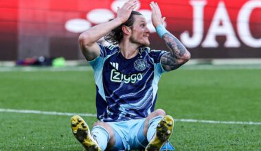 Koeman reageert op spijkerhard interview van Weghorst na Utrecht – Ajax