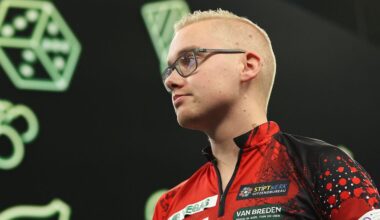 Van der Velde (22) toont maand voor WK-debuut goede vorm op Grand Slam of Darts