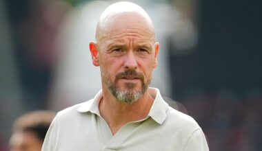 Ten Hag bedankt voor terugkeer als coach Ajax, ook Overmars blijft weg
