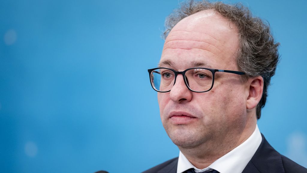 Koolmees zet CDA en D66 aan tafel, VVD moet in de wachtkamer