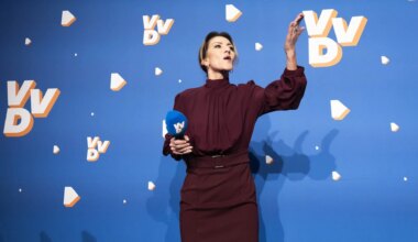 Yeşilgöz moet stoppen met zwartepieten en een keer zelf verantwoordelijkheid nemen - Joop