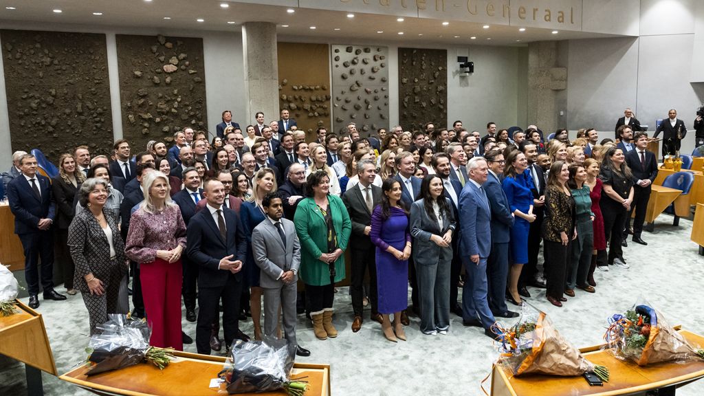 meer vrouwen, gemiddelde leeftijd iets omlaag