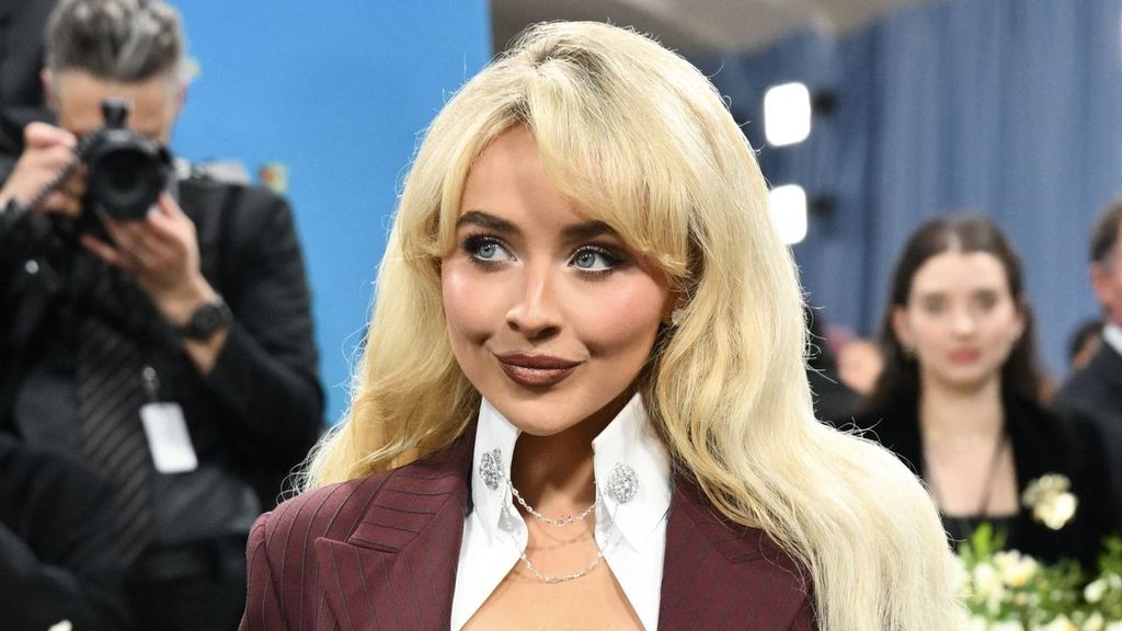 Sabrina Carpenter krijgt hoofdrol in Alice in Wonderland-film