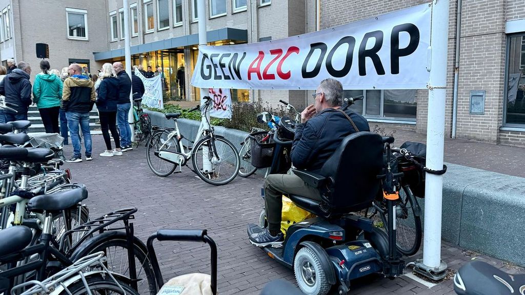 Houten ziet voorlopig af van azc: 'Meer tijd nodig'