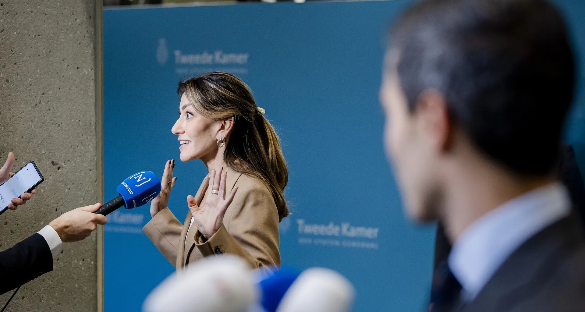 De campagne van de VVD bewijst dat ‘links’ een soort scheldwoord is geworden (en dat is een beetje onze eigen schuld) - Joop