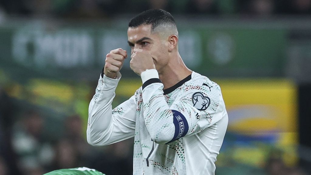 Ronaldo hoort vermoedelijk over drie weken of hij WK-duels mist na rode kaart