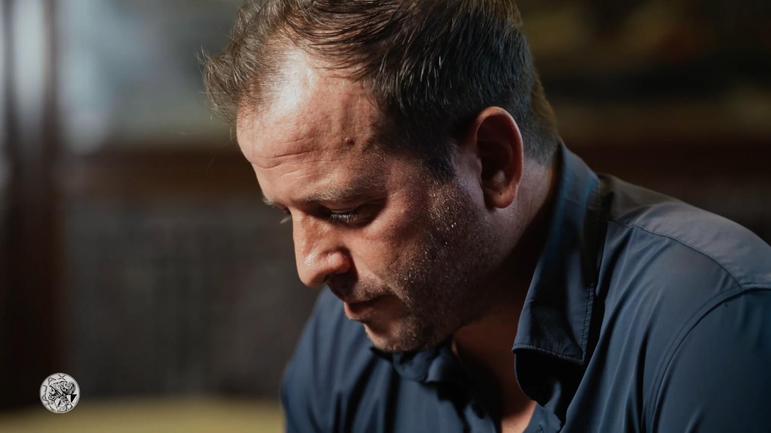 Diep geraakte Van der Vaart barst in tranen uit tijdens eigen documentaire