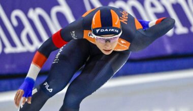 Kok schaatst met dik Nederlands record naar goud op 500 meter in Salt Lake City