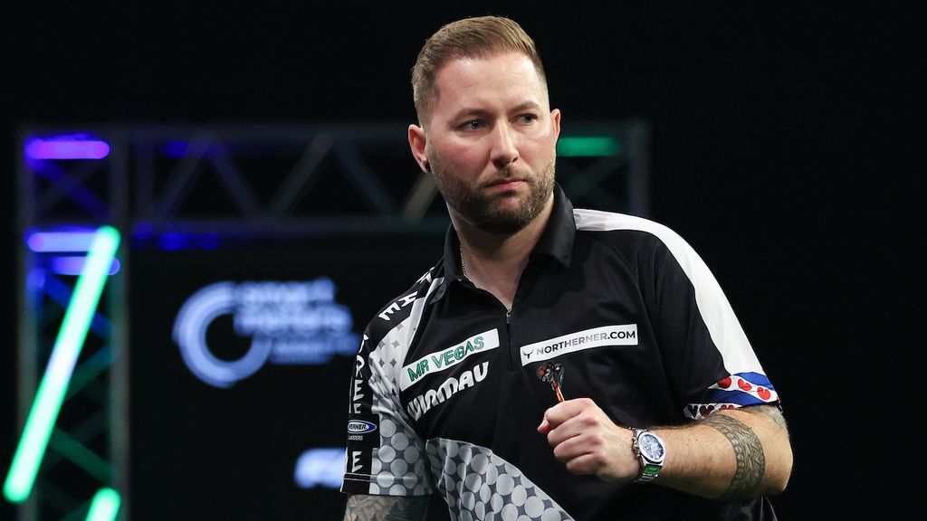 Noppert overtuigt op Grand Slam of Darts en stuit op Littler in halve finales