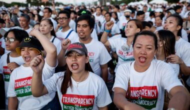 Orkaan en bekentenis leggen corruptie bloot, massaprotest in Filipijnen
