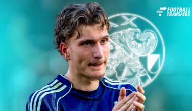 Drama voor Ajax: Mika Godts vertrekt voor beperkte transfersom