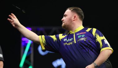 Littler houdt Noppert uit finale Grand Slam of Darts en is nu jongste nummer één ooit