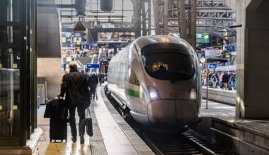 Beeld ter illustratie: een trein op een station in Hamburg.