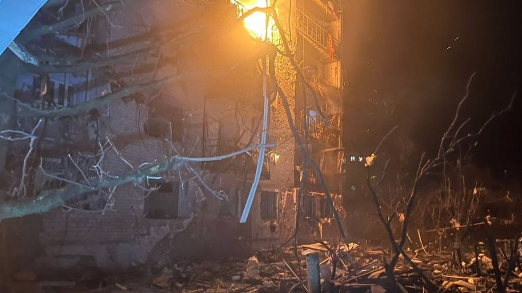 Drie doden en tien gewonden bij luchtaanval op Oekraïense stad